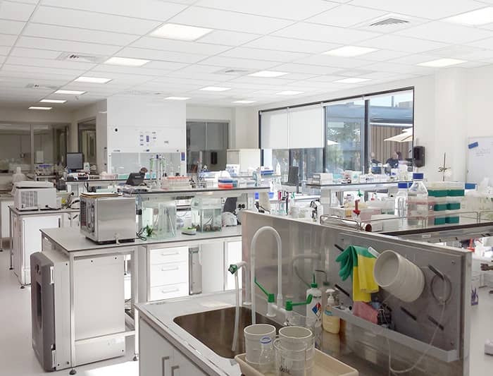 水質(zhì)檢測(cè)中心實(shí)驗(yàn)室的布局和設(shè)計(jì)有哪些要點(diǎn)？