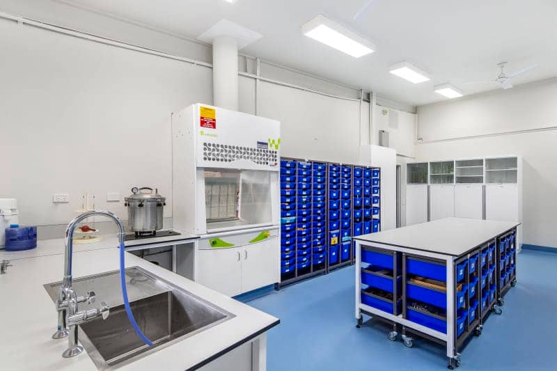 廣東高校綜合理化實(shí)驗(yàn)室設(shè)計(jì)裝修工程