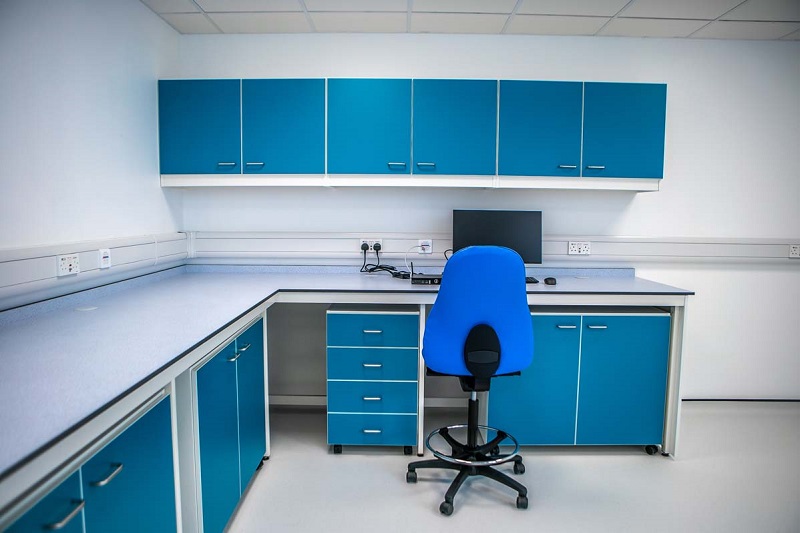 廣州實驗室裝修設(shè)計指南：實驗室裝修施工標(biāo)準(zhǔn)與規(guī)范