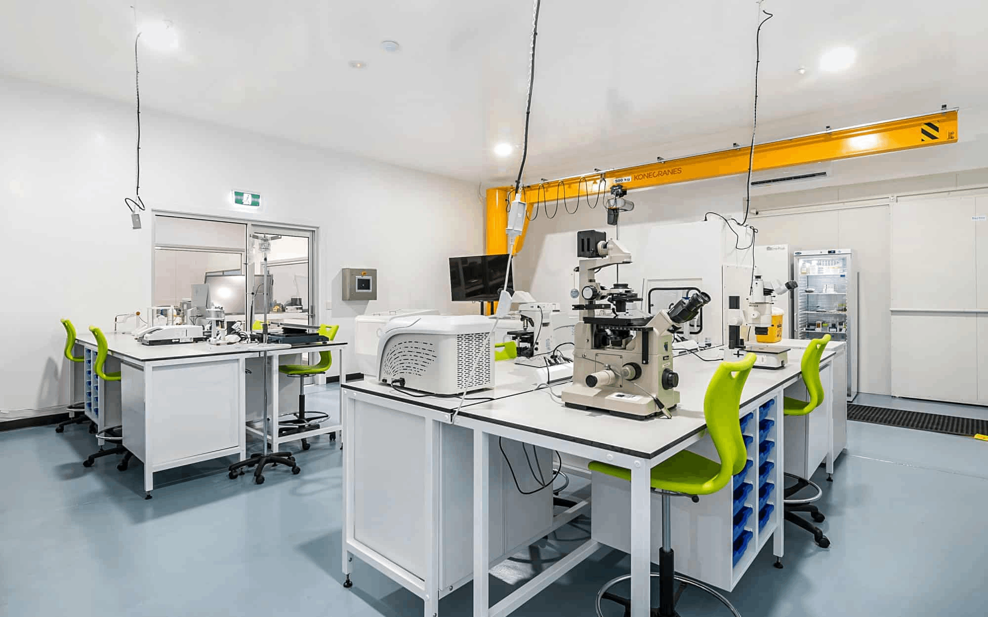 PCR 實驗室建設(shè)終極指南：萬級凈化 + 負壓系統(tǒng) + 無菌