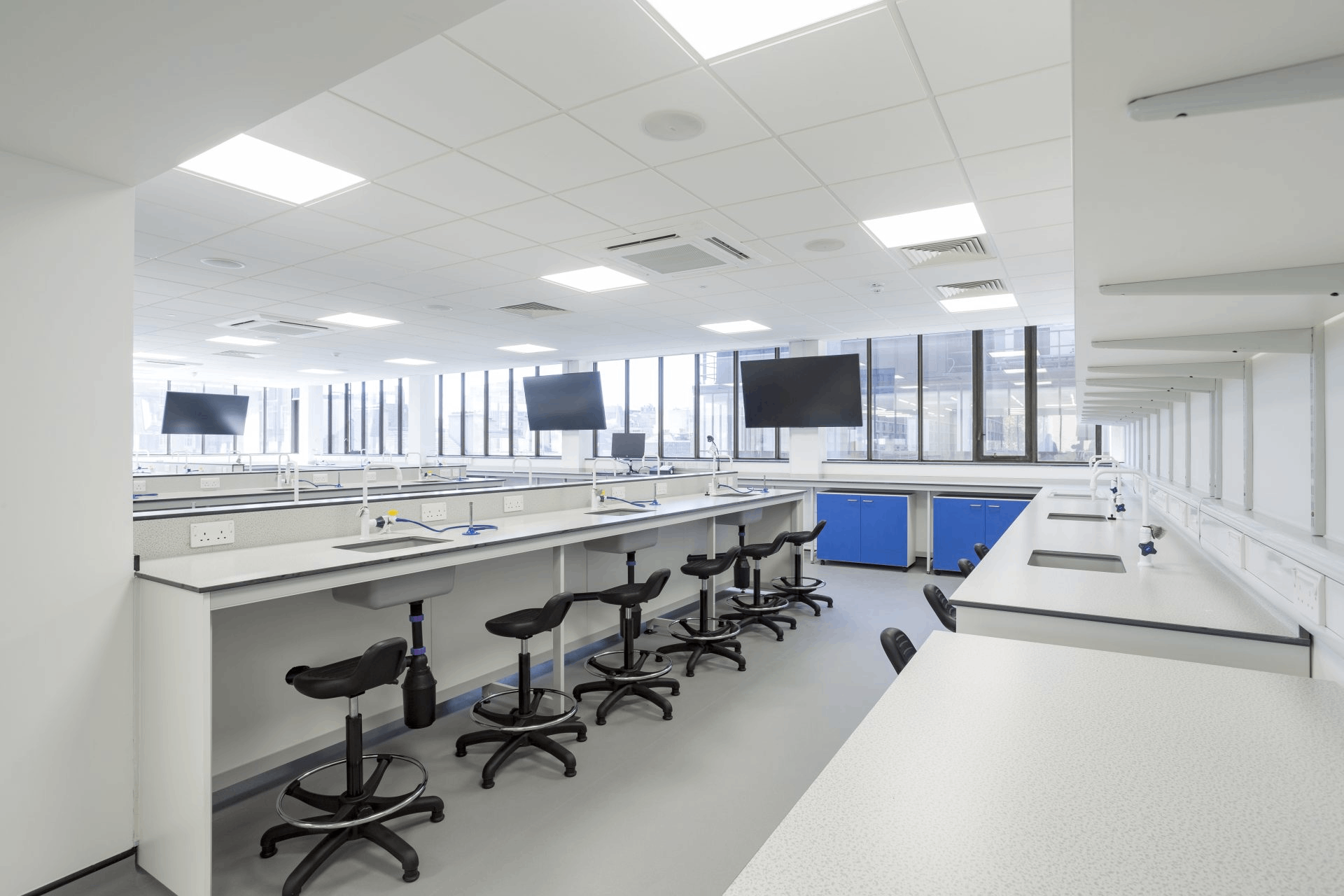 從開始到完工物理實(shí)驗(yàn)室建設(shè)流程是怎樣的